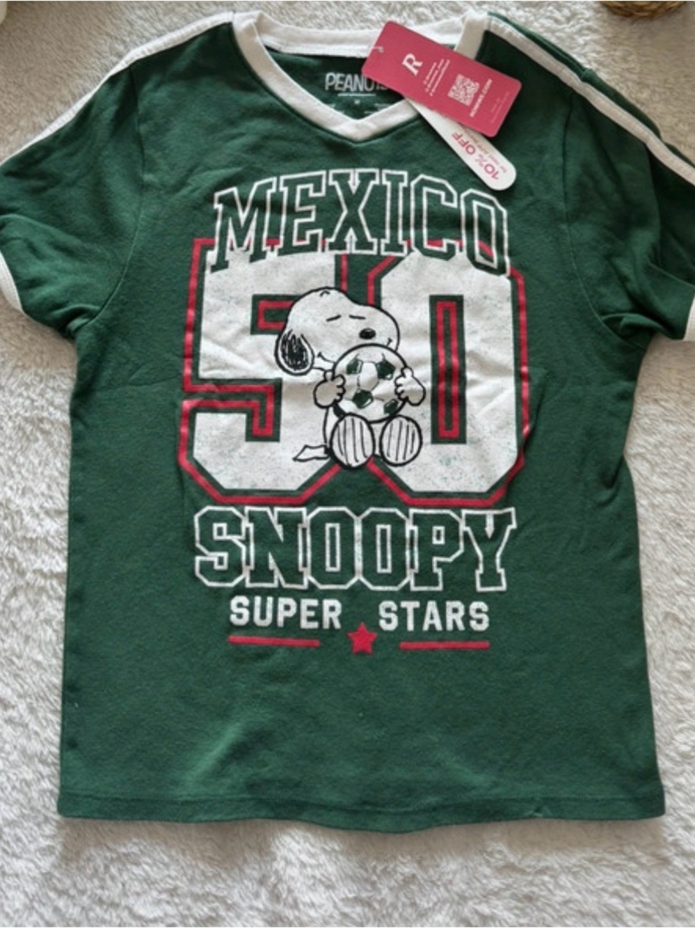Peanuts Snoopy Green Tee with White & Red Graphic